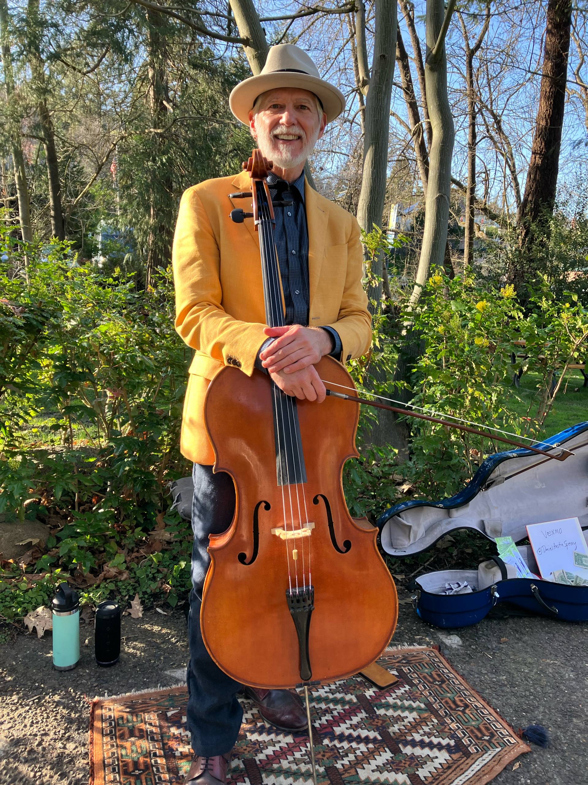 Daniel Sperry w/ cello